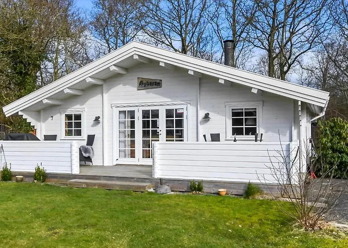 C11589-hemmet-bork-hytteby-7 Vakantiehuis *